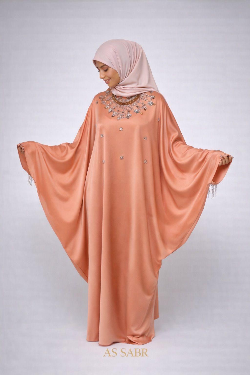 ABAYA LUXE COL GARNI